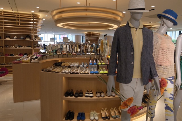 3年で30店舗目指す センスオブプレイス の旗艦店がグランフロントにオープン Photo 11 11 Fashion Headline