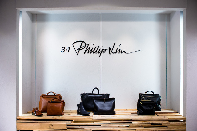 「3.1フィリップリム」のバッグ＆シューズのポップアップショップを表参道ヒルズにオープン