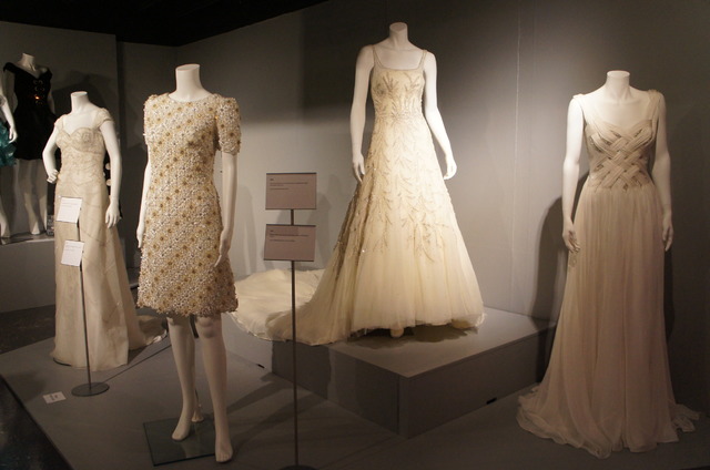 英国ハイファッション50年の歴史を辿る「ベルヴィル・サスーン」展