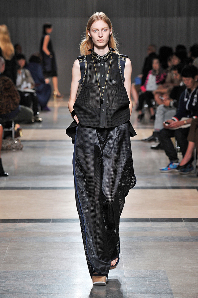 サカイはスポーツをエレガントにアレンジ 14ssパリウィメンズ Photo 37 40 Fashion Headline
