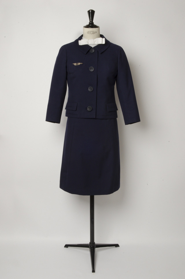 クリスチャン・ディオール社デザインのエールフランス制服（1963年）