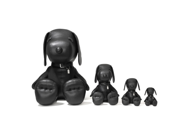 Leather Snoopy DollXL 22万5,000円、Large 16万5,000円、Medium 8万5,000円、Small 5万6,000円