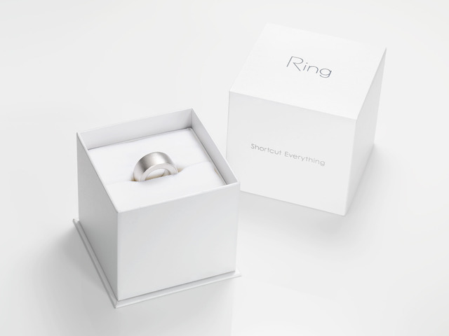 世界初指輪型ウェアラブルデバイス「Ring」