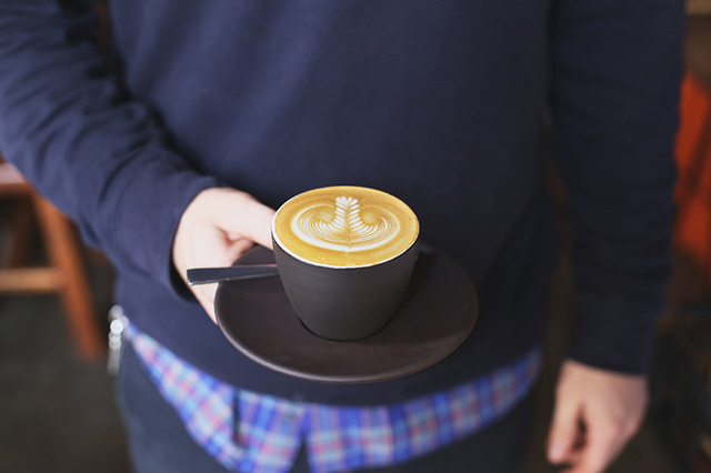 ビルズがシドニーの有名コーヒー店「シングル オリジン ロースターズ」が手掛ける新たなコーヒーを導入