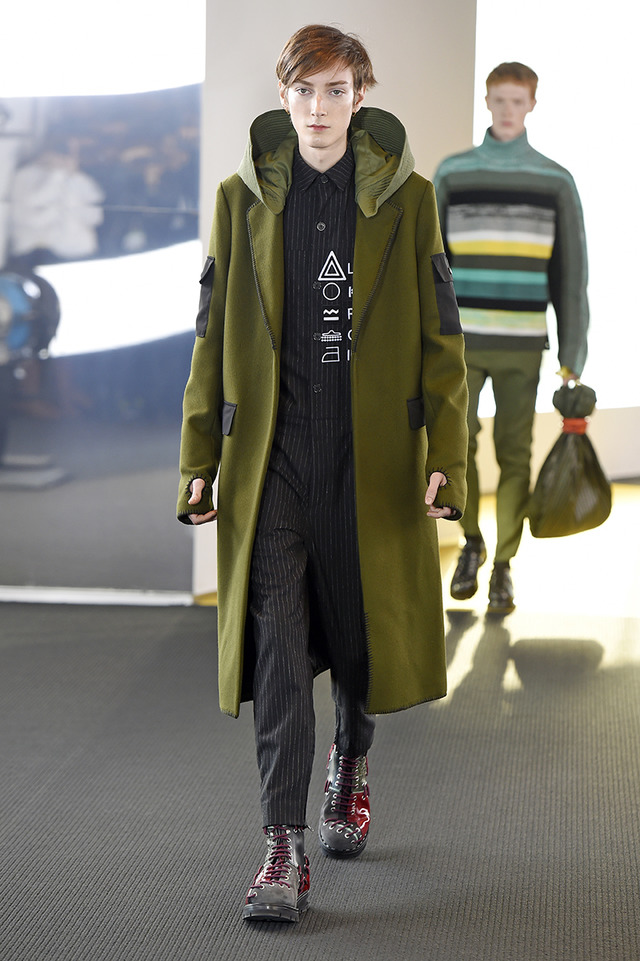 ケンゾーはエスニックフューチャーで宇宙に思いを馳せる 15 16秋冬メンズ Photo 14 46 Fashion Headline