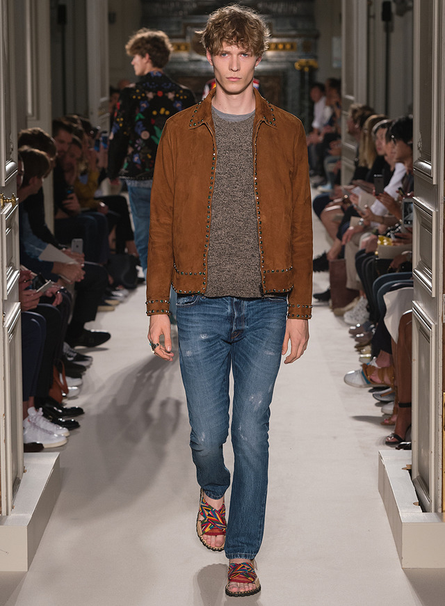 異国の文化をまとったヴァレンティノ風 旅人 16春夏メンズ Photo 59 97 Fashion Headline