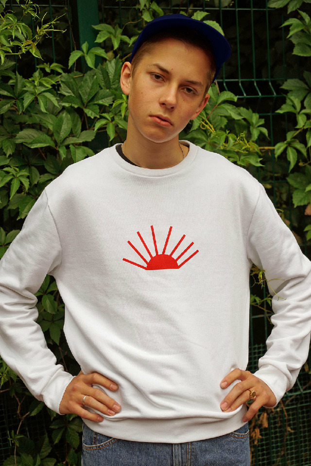 気鋭ストリートブランド「ゴーシャ ラブチンスキー」が伝説のアーティストに捧げるカプセルコレクションを発表 PHOTO(3/8