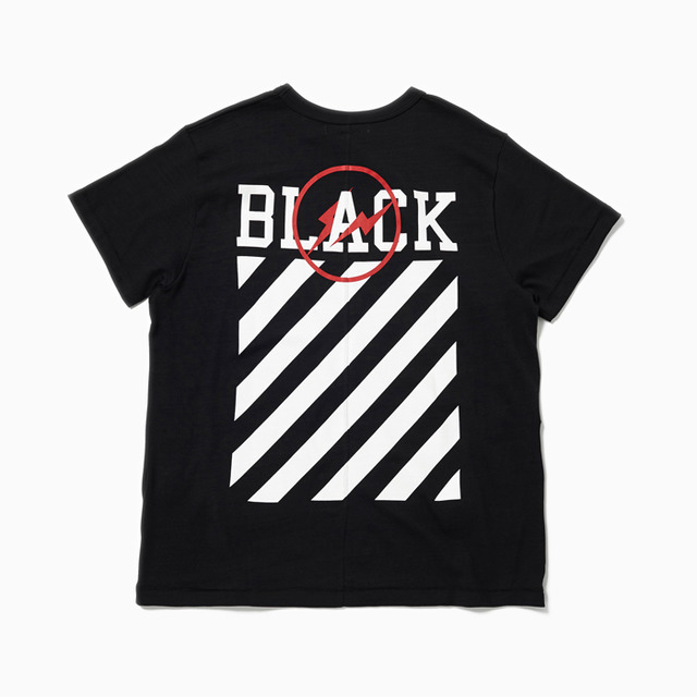 ストライプロゴTシャツ／ブラック（3万1,000円）