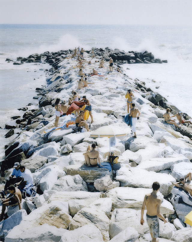 マッシモ ヴィターリ 「#2232, マディーマの波 」 2005 年／220 x 180 cm／C プリント