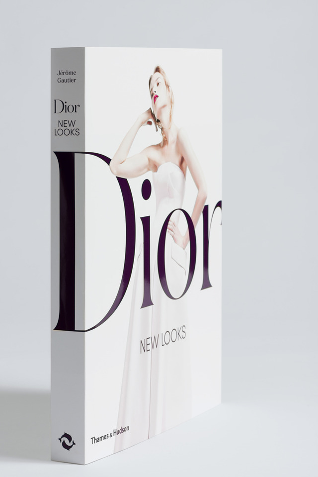 ディオールが一流写真家たちの作品とともにメゾンの歴史を紐解く写真集『Dior : New Look』を発売