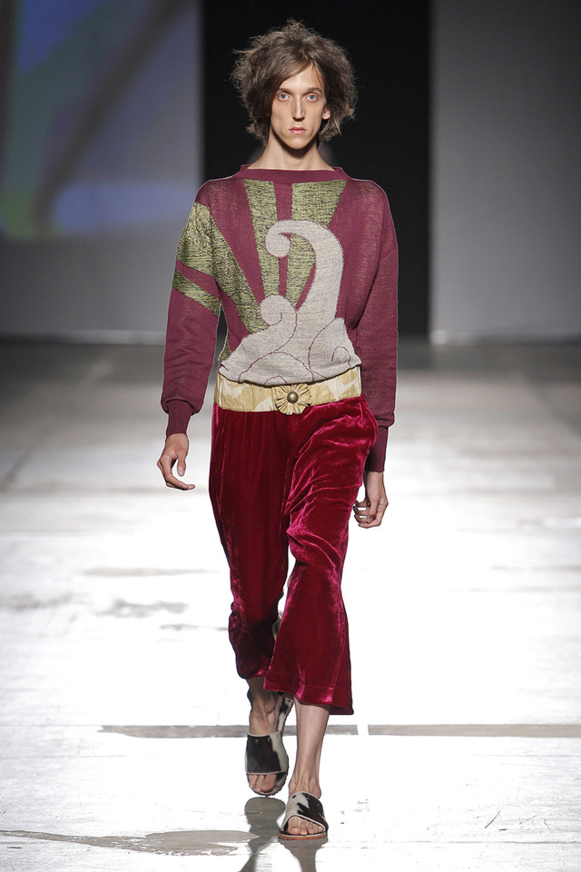 “自由”をジュリアン・アサンジに。ヴィヴィアン・ウエストウッド マン【17SSメンズ】 PHOTO(2/46) FASHION