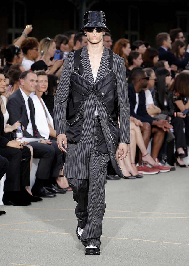 Givenchy by Riccardo Tisci, a symbol of enigmatic mystery [SS17 Men's ...