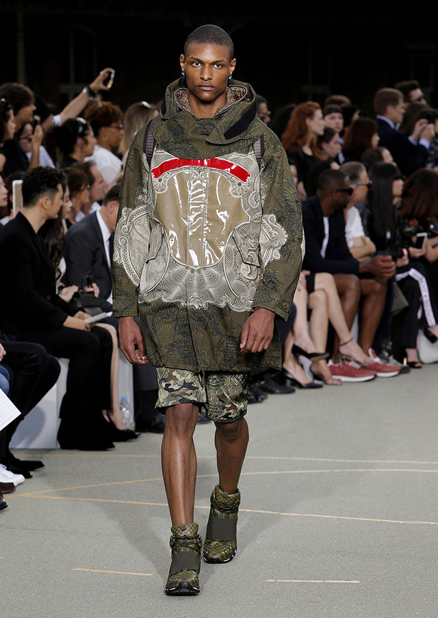Givenchy by Riccardo Tisci, a symbol of enigmatic mystery [SS17 Men's ...