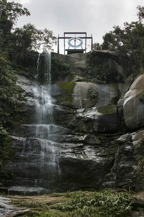 「the Veu da Noiva（花嫁のベール）」と呼ばれる高さ約58mの滝