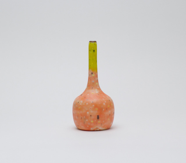 石果花入 Sekka Flower Vase 2016　ceramic　h. 13.0 × φ 7.0 cm