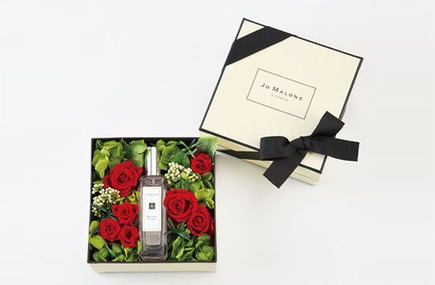 香りと花をセットで贈る。ジョー マローン ロンドンの母の日限定フラワーボックス | PHOTO(1/5) | FASHION HEADLINE