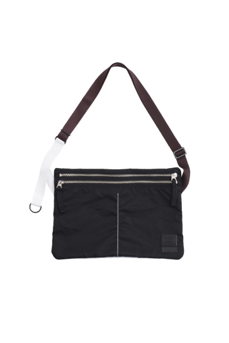 COMPACT SHOULDER BAG（3万3,000円）