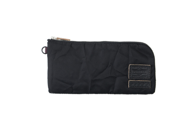 ZIP WALLET WIDE（1万9,000円）