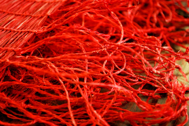 日本人にとって特別な「赤」について考察。三軒茶屋で「赤をめぐる旅」展開催中 LIFE FASHION HEADLINE