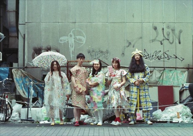新進気鋭ブランドyuriko Etoが 竹の子族やみゆき族など 族ファッション をテーマにした個展を開催 Photo 8 18 Fashion Headline