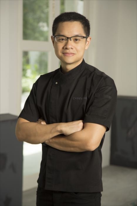 シンガポール でミシュラン1ツ星を獲得したモダンプラナカン料理を提供するレストラン「キャンドルナッツ（Candlenut）」のオーナーシェフ、マルコム・リー
