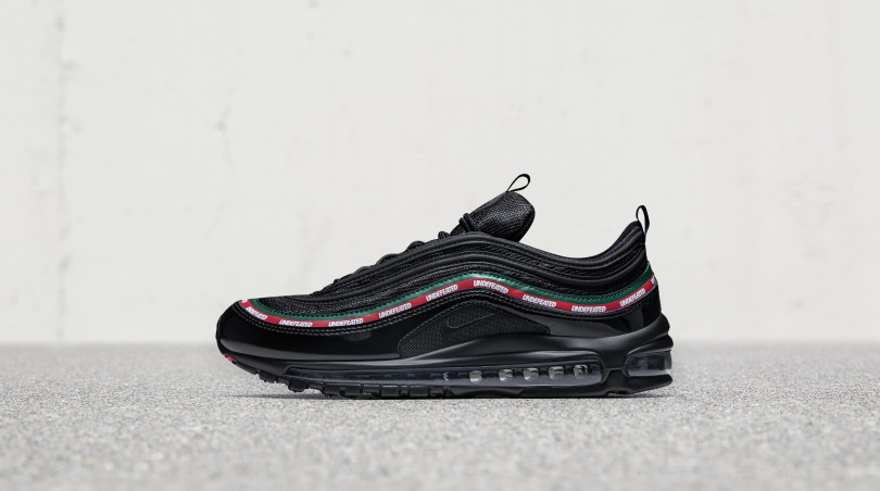 NIKE AIR MAX 97 OG / UNDFTD ブラック（1万9,000円）