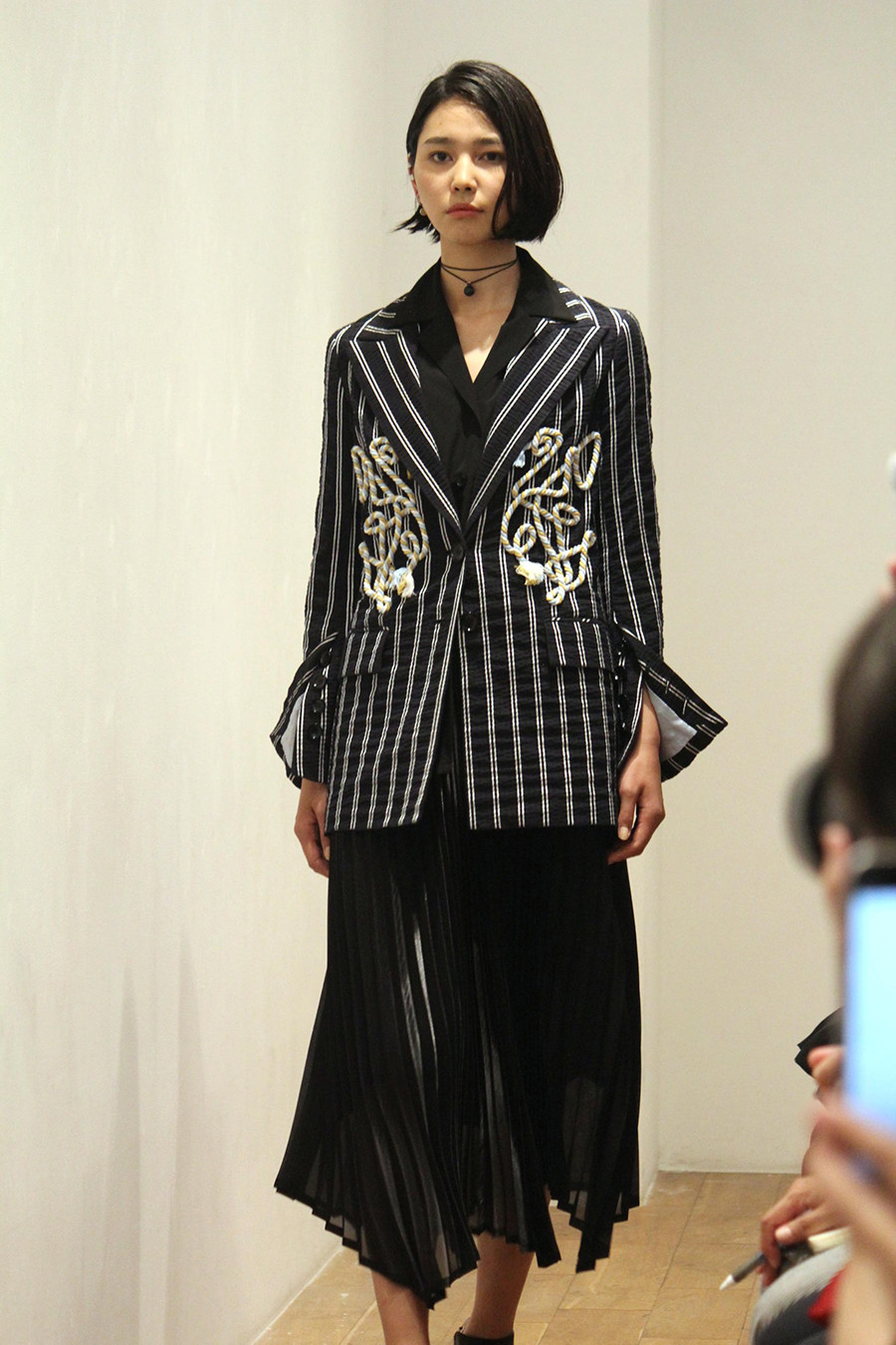 ラマルク、フォンタナの四次元的世界にみる自身のルーツ【2018春夏ウィメンズ】 PHOTO(7/8) FASHION HEADLINE