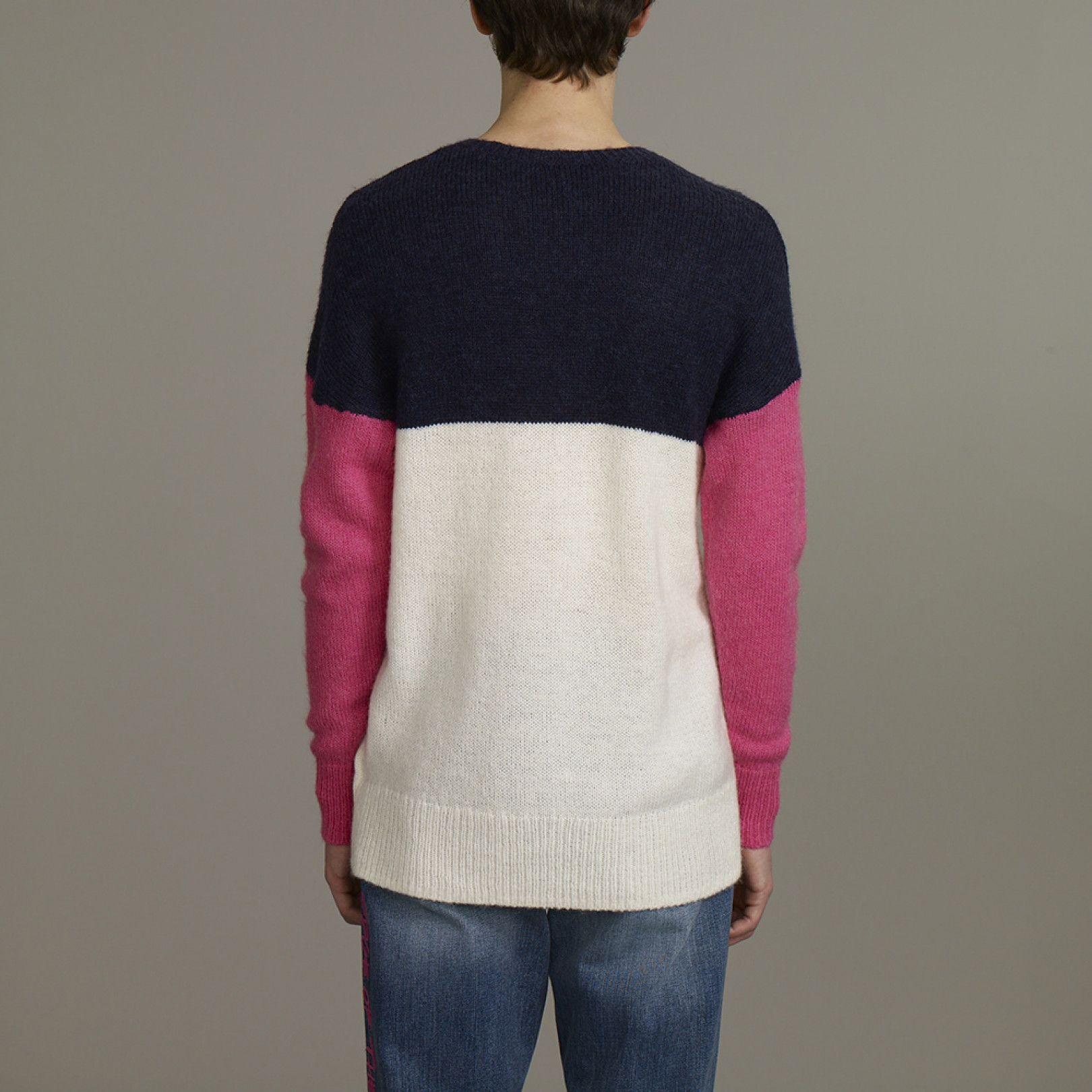 カラーブロックセーター（長袖） 2,490円