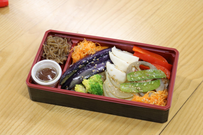 エキュート東京「野菜づくし弁当」（税込1,080円）