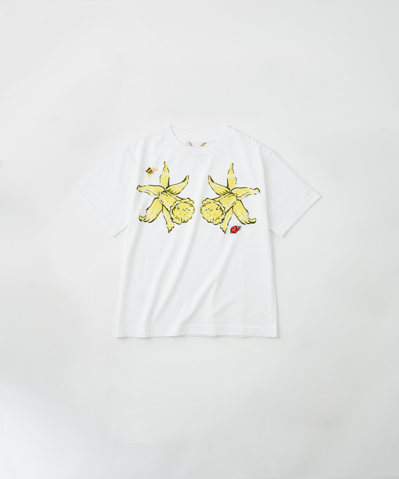 「お花プリントTシャツ」（2万5,000円）