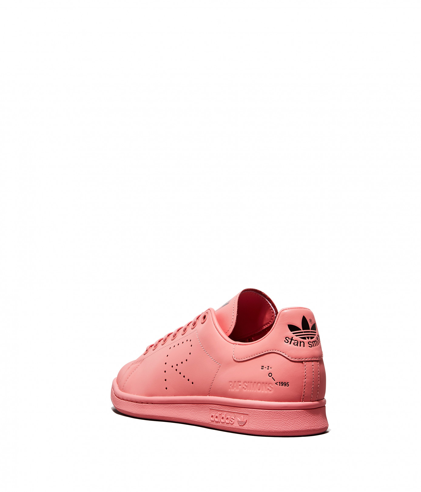 「RS スタンスミス（RS STAN SMITH）」（3万8,000円）