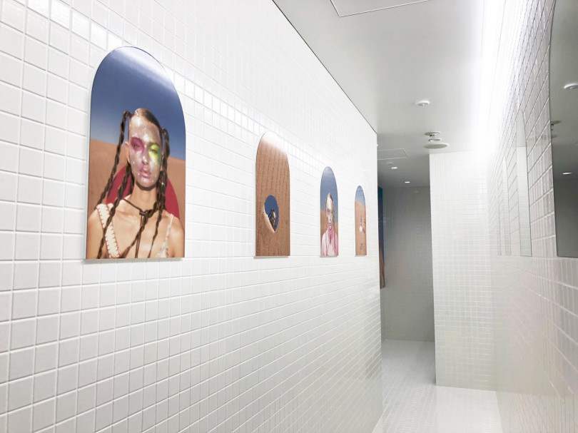 ラフォーレ原宿のトイレがアートギャラリーに! 写真家・大野隼男の個展を開催中 ART&CULTURE
