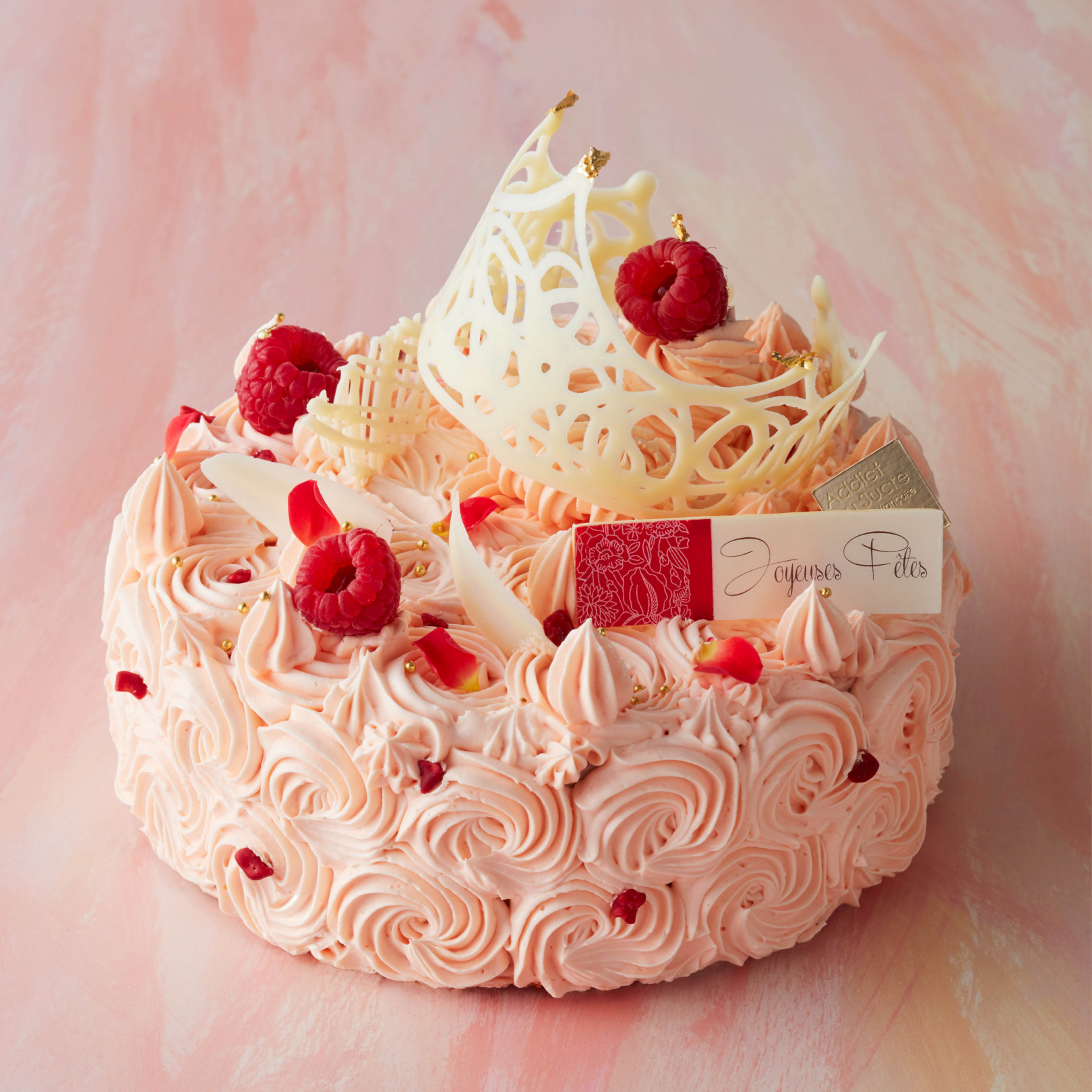 新宿伊勢丹の18年クリスマスケーキの予約がスタート 毎年話題のケーキ断面図も公開 Gourmet Fashion Headline