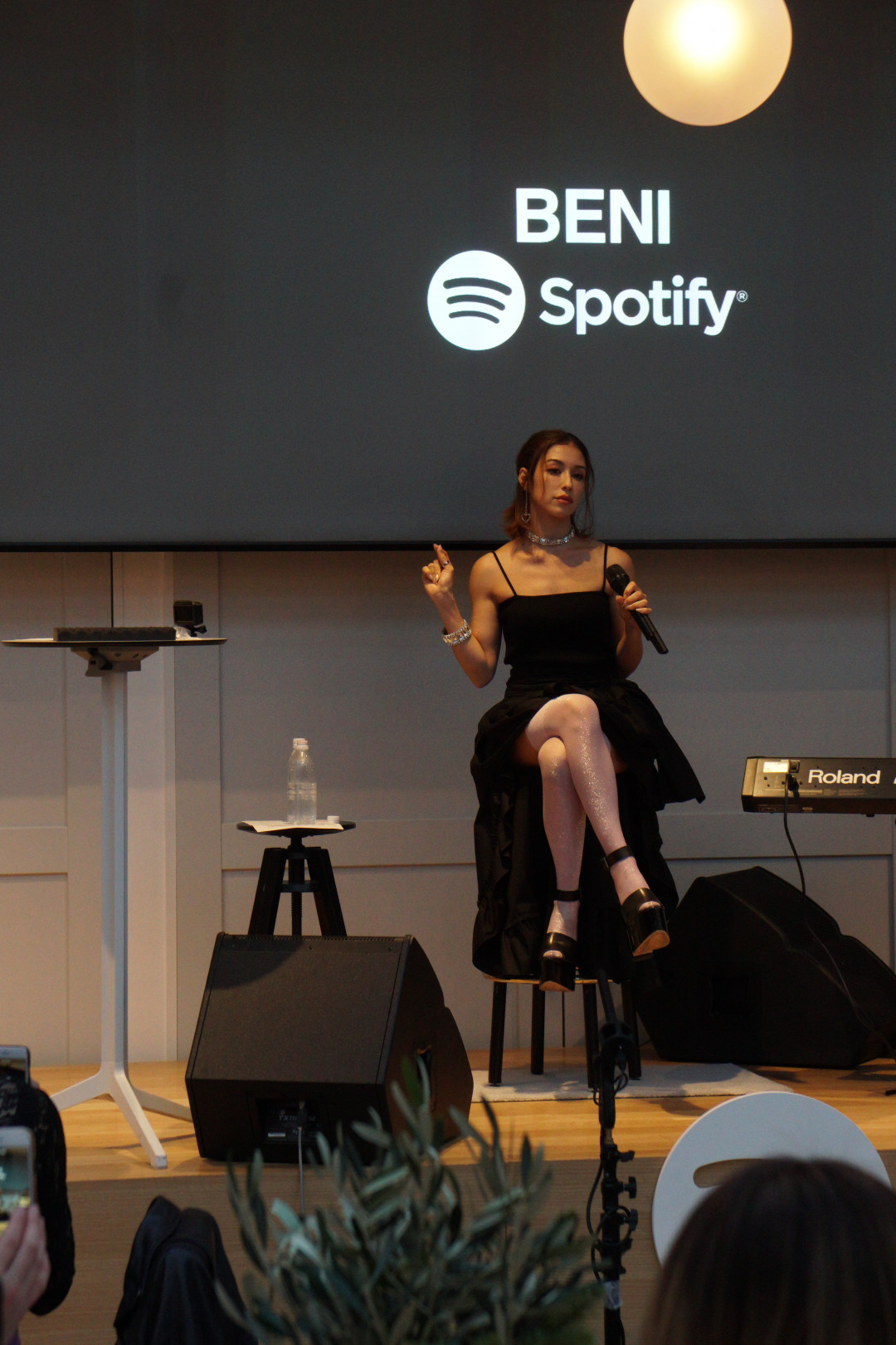 Beni Spotifyの新イベント Spotify New Music Place で女性ファン限定のティーパーティー レポート Photo 8 10 Fashion Headline Beni Spotifyの新イベント Spotify New Music Place で女性ファン限定のティーパーティー レポート Photo 8 10 Fashion Headline