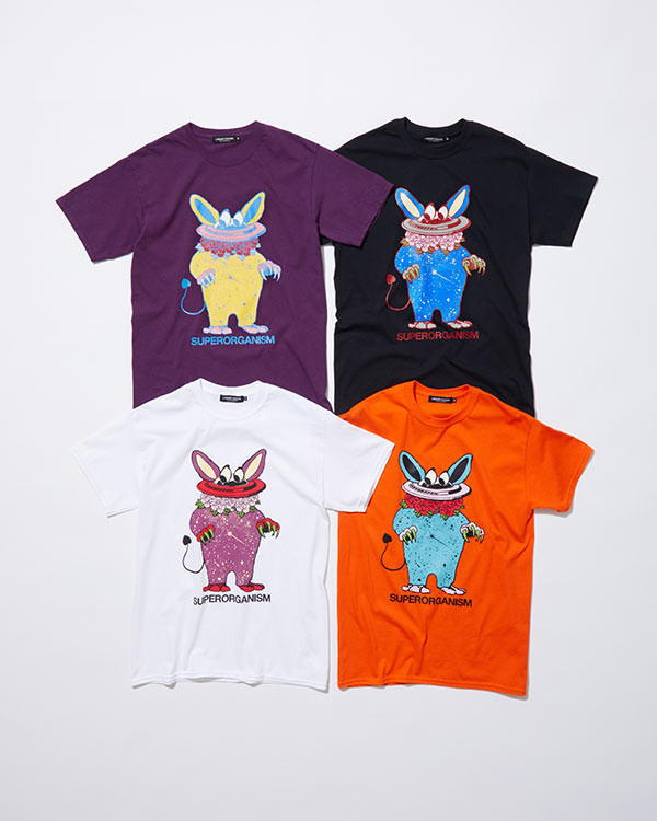 「Tシャツ」各8,000円（S 〜XXL）