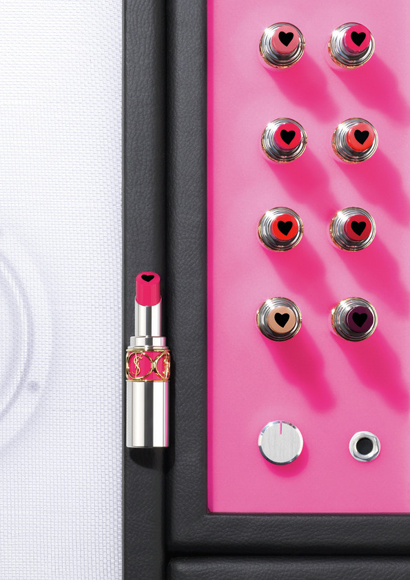 イヴ サンローラン 新宿伊勢丹で期間限定イベント開催 ヴォリュプテ 新作リップを先行発売 Beauty Fashion Headline