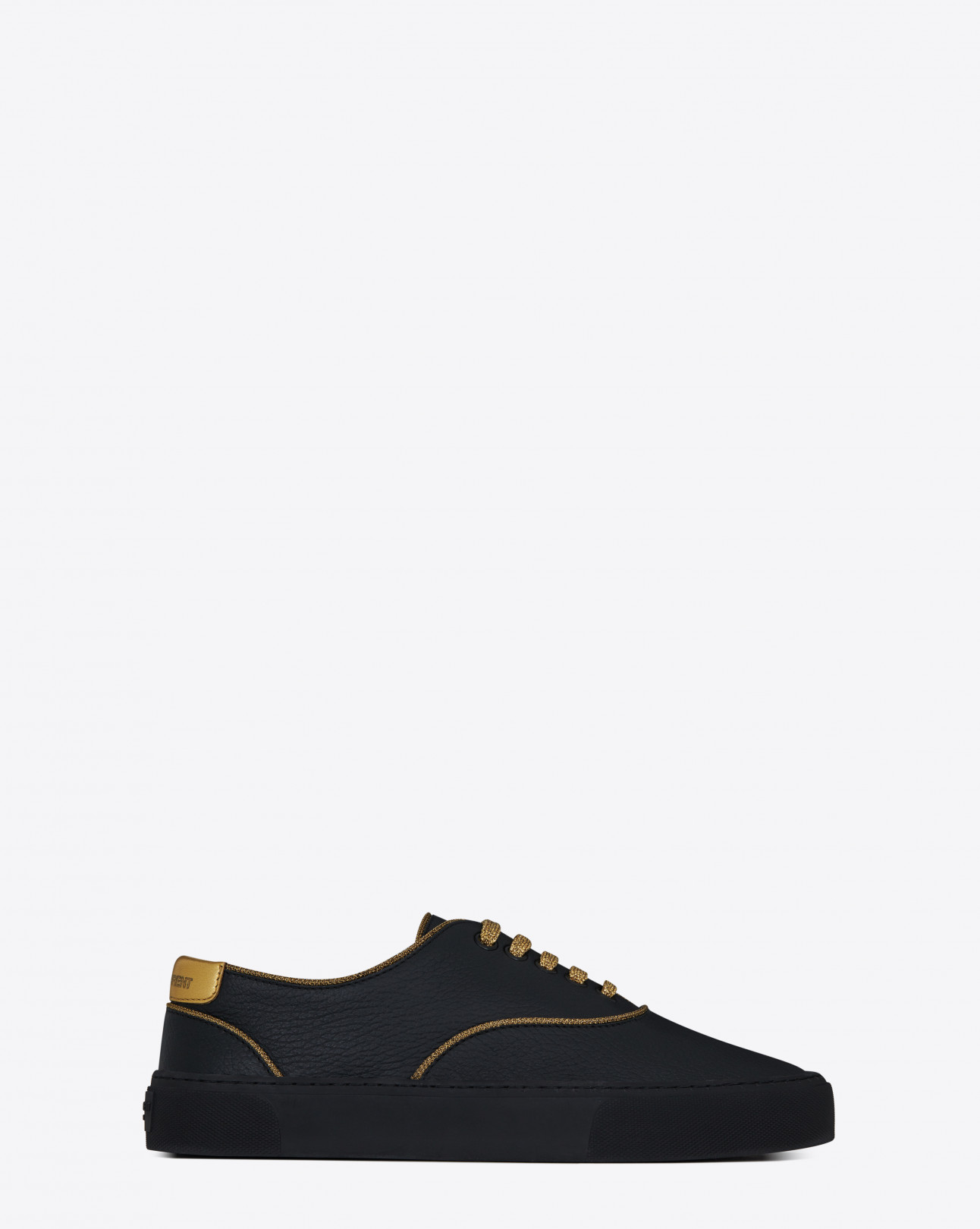 VENICE LOW TOP SNEAKER IN BLACK GRAINED CALFSKIN LEATHER AND GOLD LEATHER WITH GOLD PIPING AND LACES（6万円）