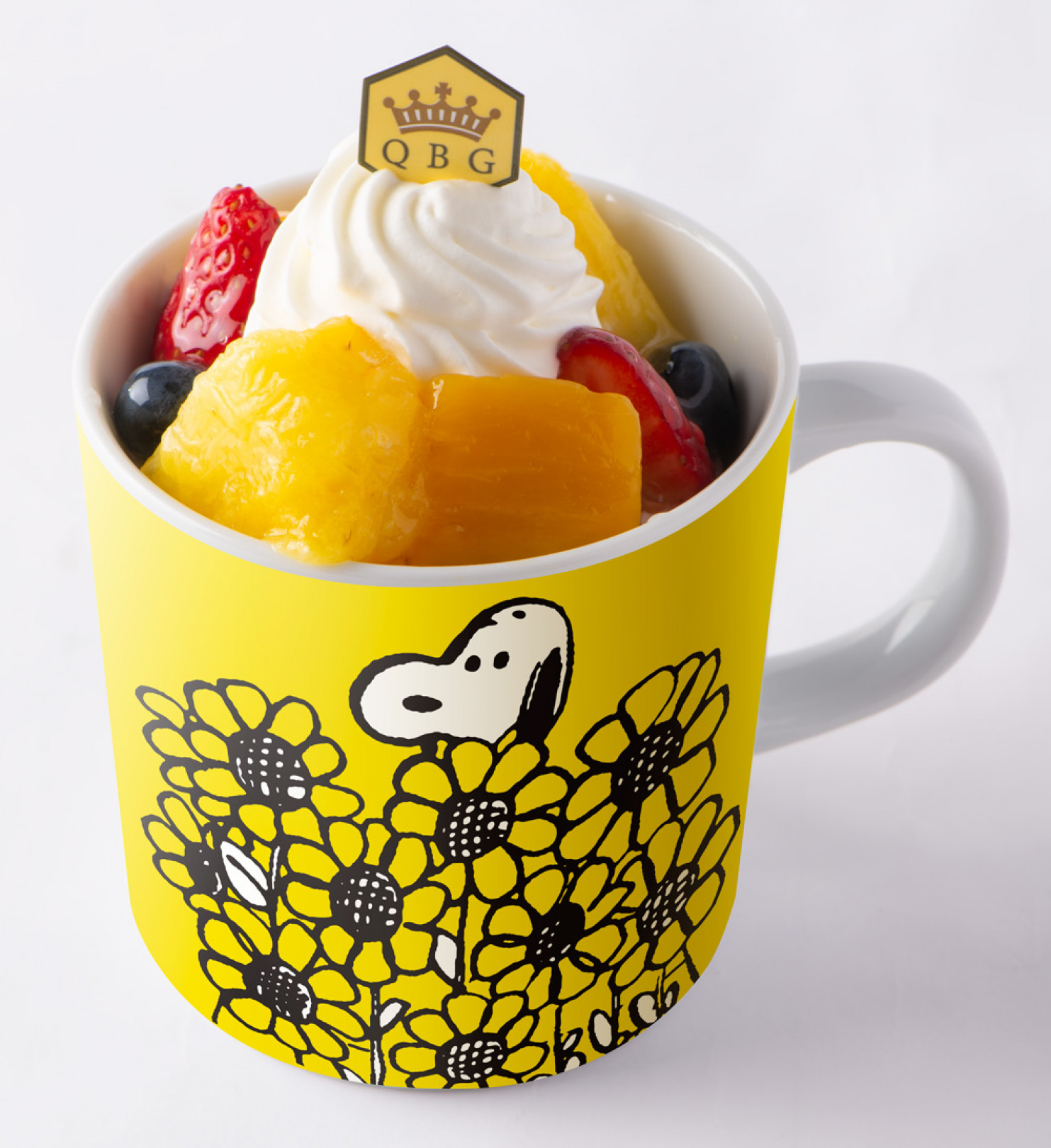 パティスリーQBG「SNOOPY はちみつマグケーキ」（税込1,281円）