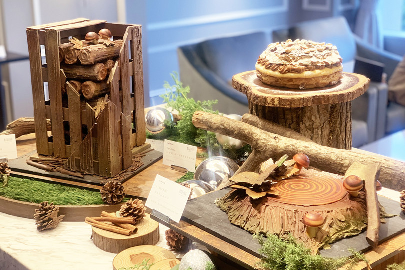 ウェスティンホテル東京 冬の森をイメージした丸太や切り株モチーフの11種のクリスマスケーキが登場 Gourmet Fashion Headline