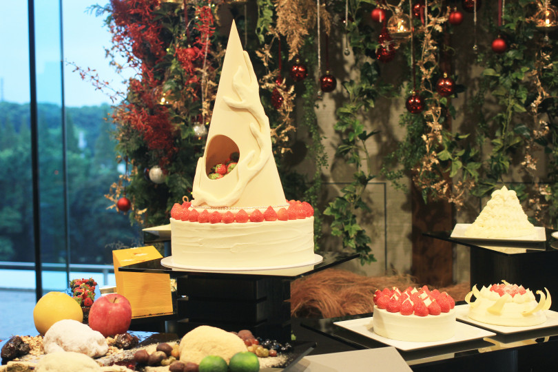 パレスホテル東京のアートなクリスマスケーキ19 今年の注目は Gourmet Fashion Headline