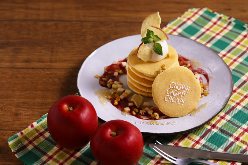 「PEANUTS GANG'S "DESSERT PARLOR" 季節のパンケーキ -APPLE」