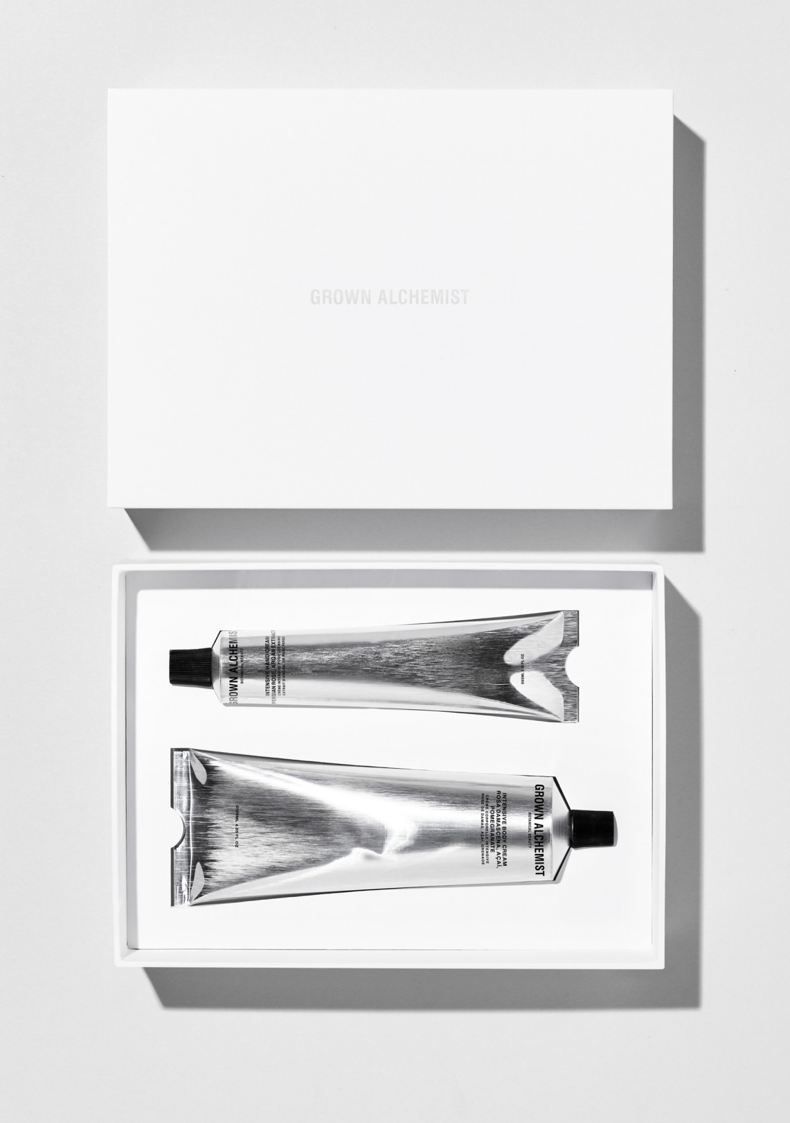 オーガニックコスメのグロウン アルケミスト スペシャルパッケージのクリスマス限定品を発売 Beauty Fashion Headline