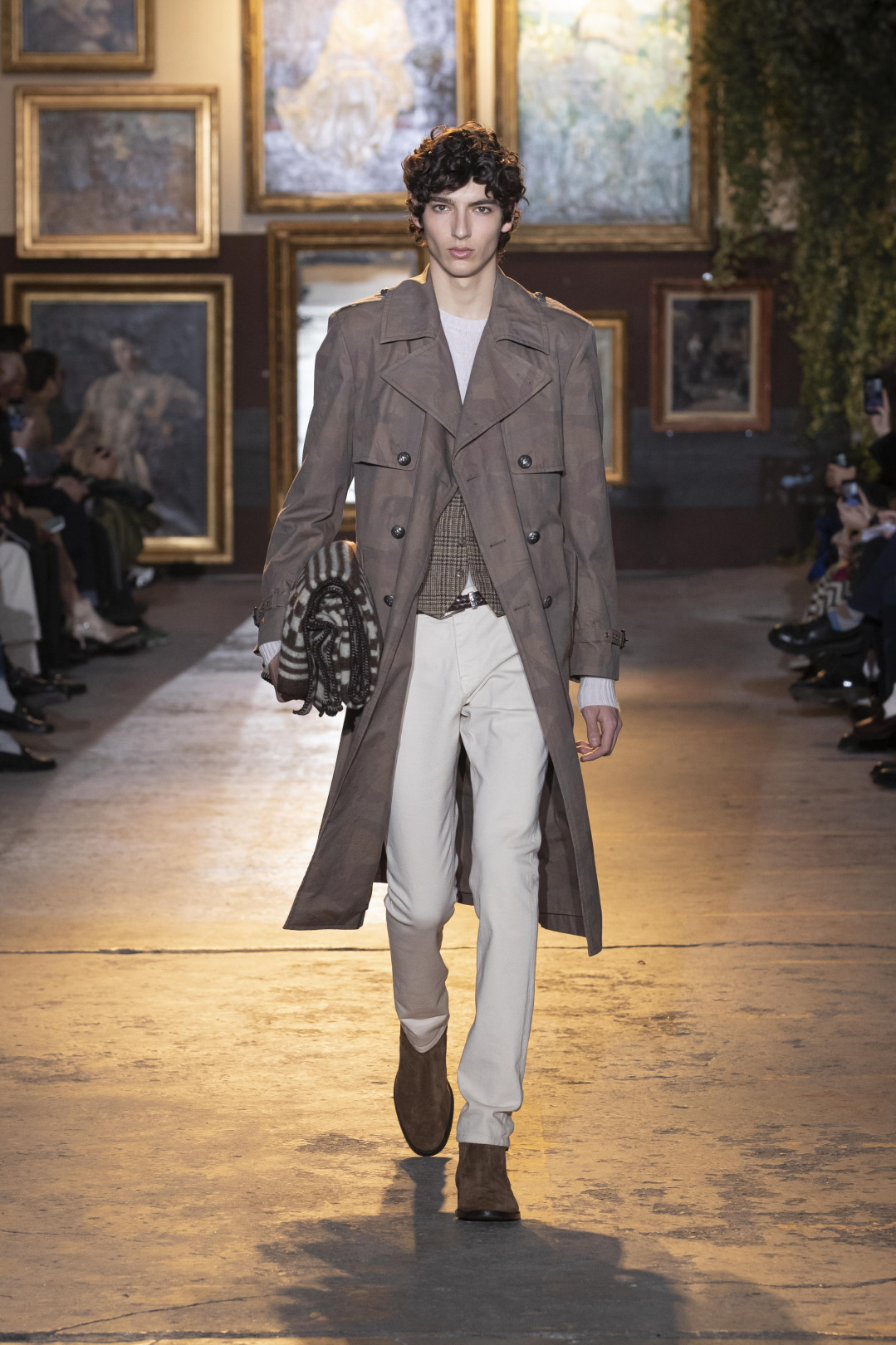 ETRO ブーツ メンズ（MFW: ETRO Fall Winter 2022.23 Menswear 