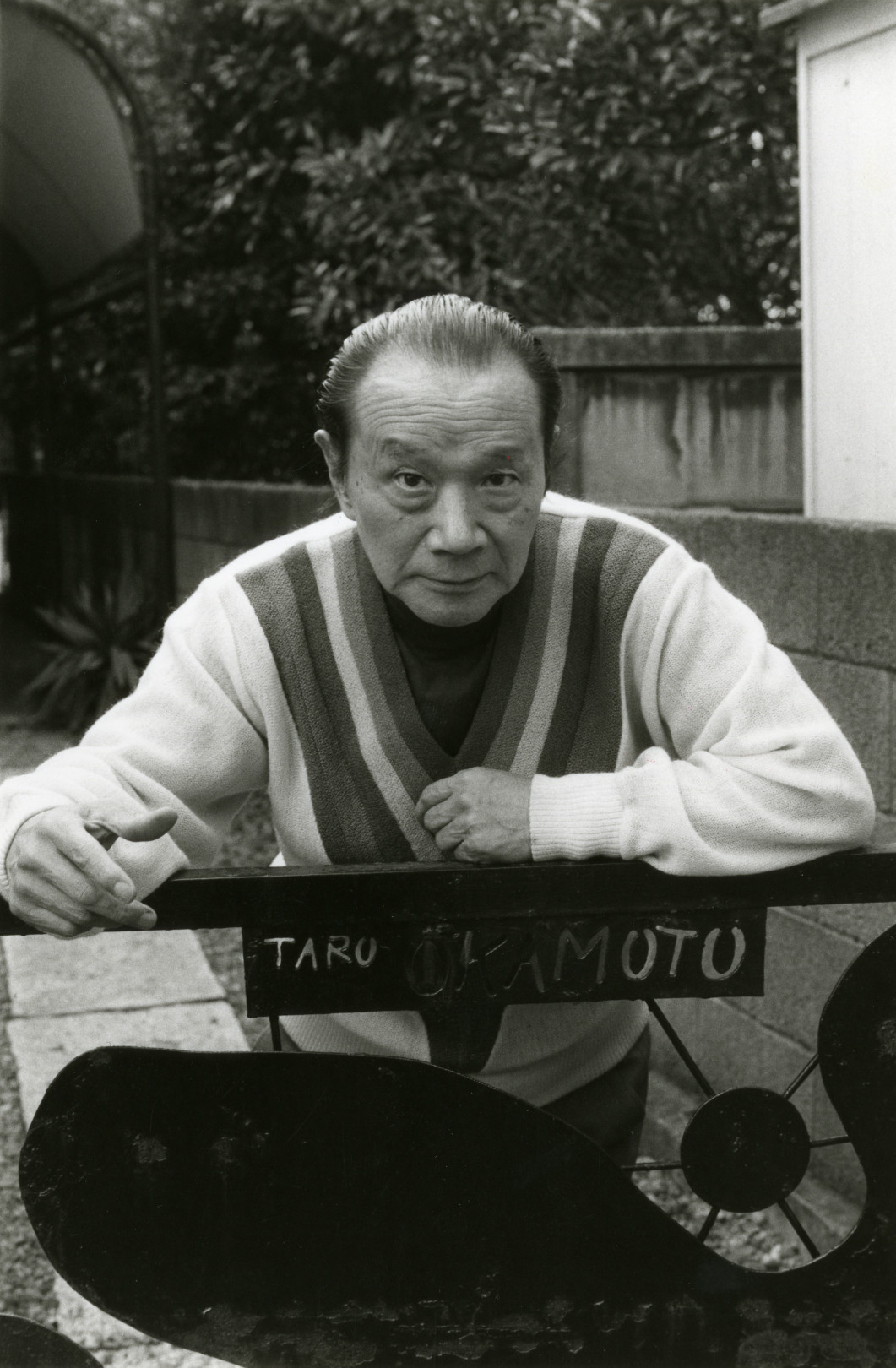 大阪万博50周年、大規模展が寺田倉庫で開催。岡本太郎のマスクや“音”など展示資料約5,000点 PHOTO(9/23) FASHION