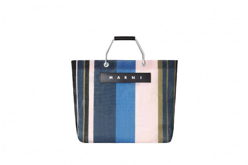 「STRIPE BAG ナイトブルー」1万8,000円