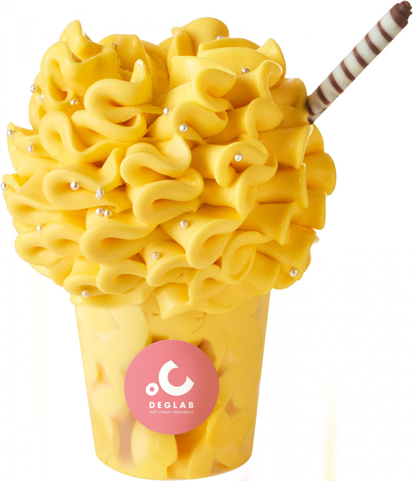 夏季限定「エアリーソフトクリーム 真夏のフレッシュマンゴー」（556円）
