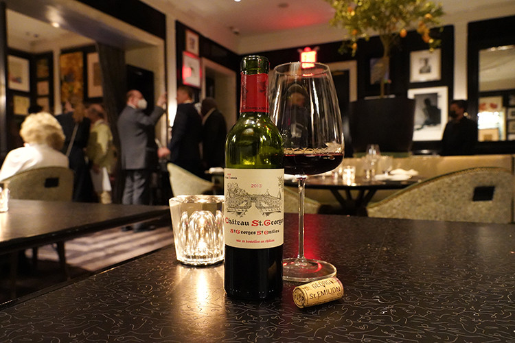 お食事と一緒にいただいたワイン。 Chateau St. Georges, Saint-Emilion 2013 Half Bottle $55.00 （Tax, Service fee 別）