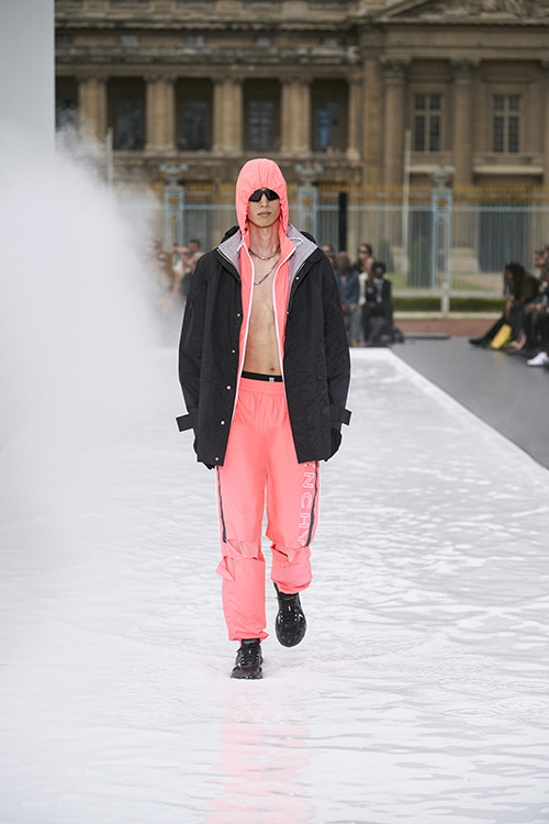 GIVENCHY SPRING - SUMMER 2023 MEN'S READY-TO-WEAR COLLECTION