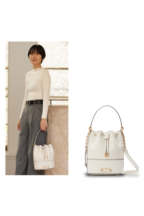 ＜kate spade new york／ケイト・スペード ニューヨーク＞GRAMERCY MEDIUM BUCKET BAG 6万6,000円