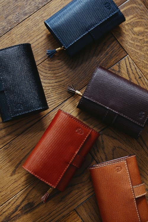 フェリージ　レザー小物入れ　2個セット イタリアの老舗レザーブランド フェリージが50周年。スペシャル